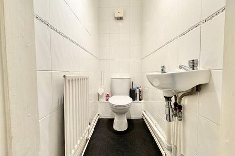 19 Sweetbriar Close, Waltham, Grimsby, DN37 0YF