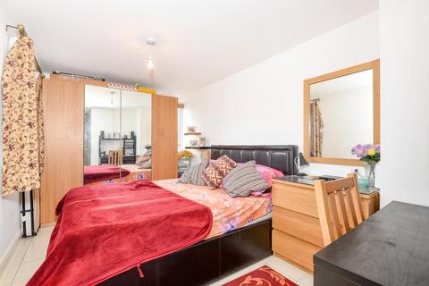 2 bedroom flat for sale - Langley,  Berkshire,  SL3