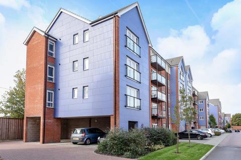 2 bedroom flat for sale, Langley,  Berkshire,  SL3