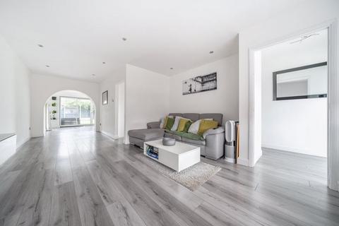55 Faesten Way, Bexley, DA5 2JB