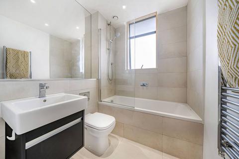Flat 30, 2b Cavendish Road, London, SW19 2FL