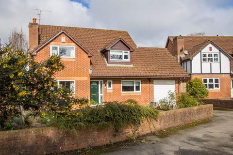 4 bedroom detached house for sale - Rookery Close, Sully