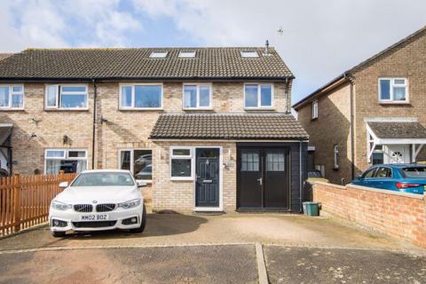 5 bedroom semi-detached house for sale - Slade Close, Sully