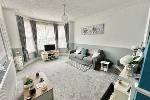 190 Connaught Road, Brookwood, Woking, GU24 0AH