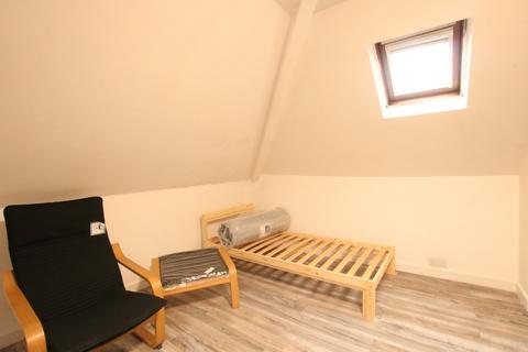 Studio to rent - Anson Road, Cricklewood, London, NW2