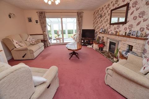 3 bedroom detached bungalow for sale, Kabrit, 35 Woodland Drive, Woodhall Spa