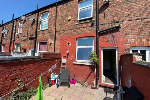 2 bedroom terraced house for sale - Springfield Avenue, Stockport