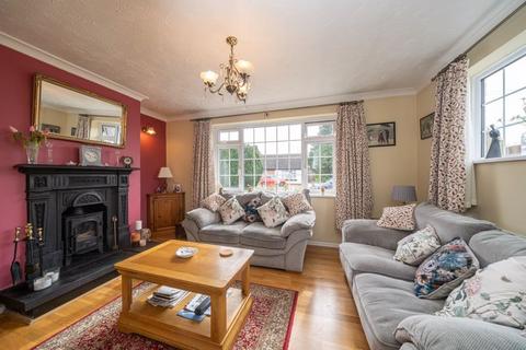 1 Adstone Road, Caddington, Luton, LU1 4JF