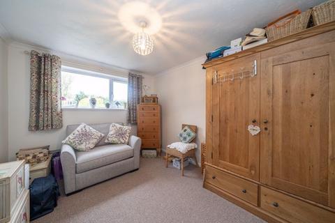 1 Adstone Road, Caddington, Luton, LU1 4JF