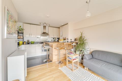 2 bedroom apartment for sale - Dickenson Road, N8
