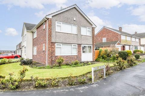 3 bedroom semi-detached house for sale - Croftfield, Maghull L31