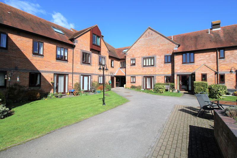 Thame 1 bed retirement property for sale £175,000
