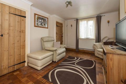2 bedroom character property for sale, North Row, Uckfield