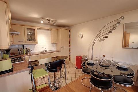 2 bedroom apartment for sale - Conigre Square, Trowbridge
