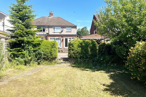 21 Cuffley Hill, Goffs Oak, Waltham Cross, EN7 5HE