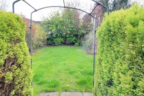 21 Cuffley Hill, Goffs Oak, Waltham Cross, EN7 5HE