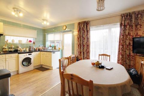 21 Cuffley Hill, Goffs Oak, Waltham Cross, EN7 5HE