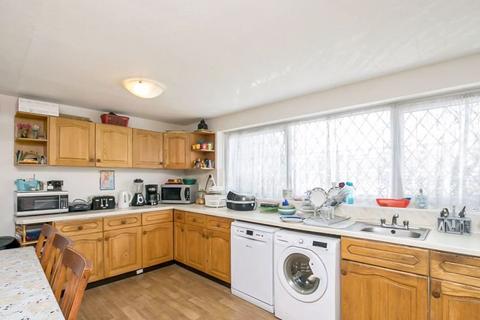 3 bedroom townhouse for sale, Wheatlands, Hounslow,  TW5