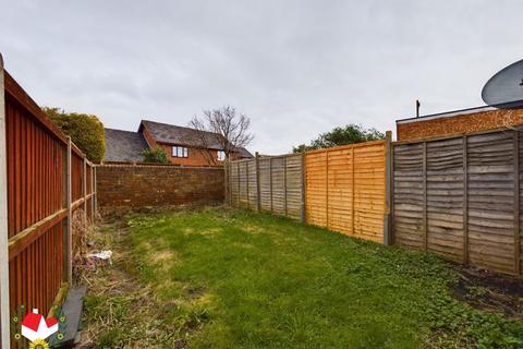 109 Tredworth Road, Gloucester, GL1 4QU
