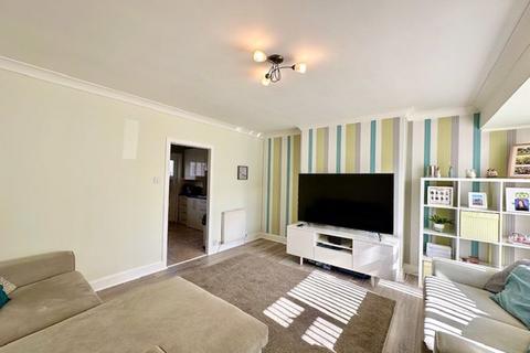 3 bedroom terraced house for sale - James Campbell Road, Ayr