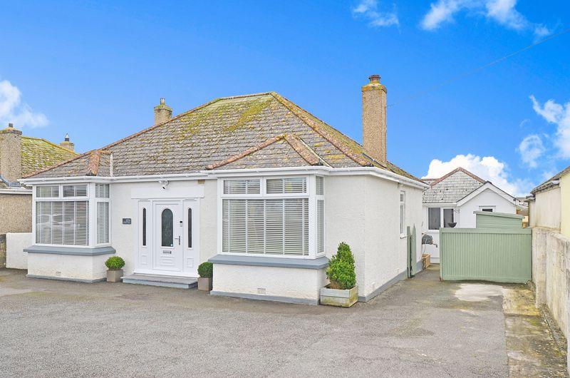Henver Road, Newquay TR7 4 bed detached bungalow for sale £475,000