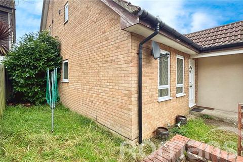 1 bedroom cluster house to rent, Beaconsfield Way, Lower Earley