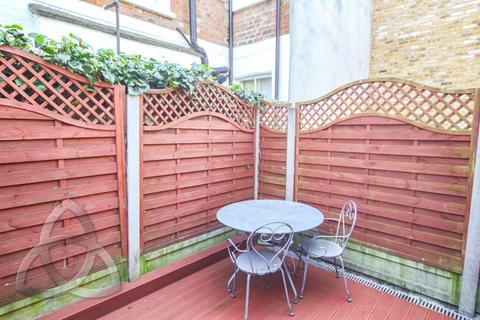 1 bedroom apartment to rent, Fortune Green Road, NW6