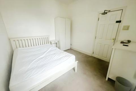 1 bedroom in a house share to rent, Shadwell Road, Portsmouth PO2