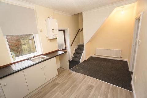 2 bedroom terraced house to rent - Brownlow Road, Horwich