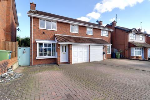 3 bedroom semi-detached house for sale, Chilwell Avenue, Stafford ST18