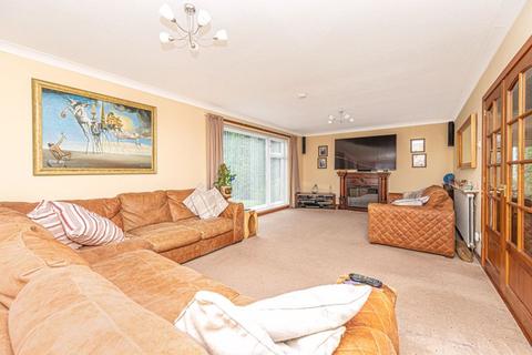 4 bedroom detached villa for sale, Seton Place, Kirkcaldy