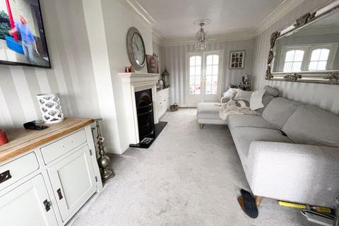 3 bedroom semi-detached house for sale - Hylton Walk, Sunderland SR4
