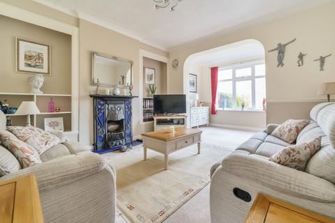 3 bedroom semi-detached house for sale - Saltaire Road, Bingley, West Yorkshire, BD16