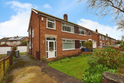 3 bedroom semi-detached house for sale - Kenmore Road, Sale, Greater Manchester, M33