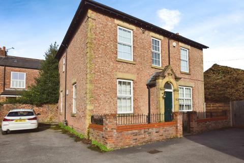 4 bedroom detached house for sale - Barwick Place, Sale, Greater Manchester, M33