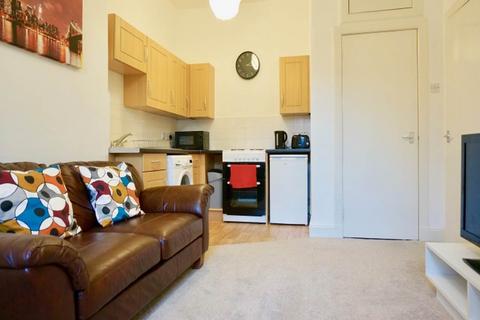 1 bedroom flat to rent, Smithfield Street, Gorgie, Edinburgh