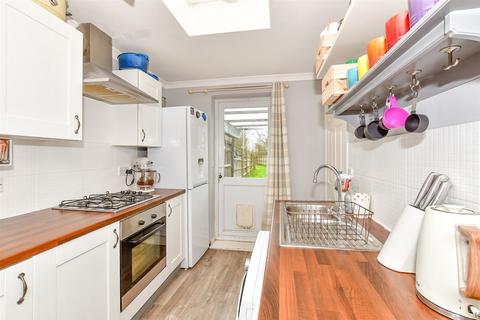 2 bedroom end of terrace house for sale, Howland Road, Marden, Kent