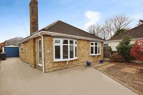 2 bedroom bungalow for sale, Robertson Road, North Hykeham, Lincoln