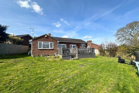 15 Chalton Heights, Chalton, Luton, LU4 9UF