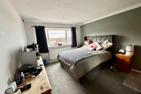 15 Chalton Heights, Chalton, Luton, LU4 9UF