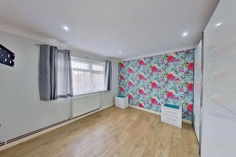 42 Blackburn Road, Greenhill, Herne Bay, CT6 7RQ