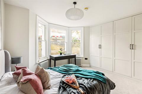 2 bedroom apartment for sale, St. Margarets Road, Twickenham, TW1