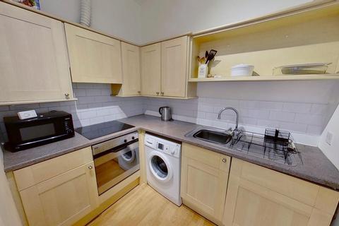 1 bedroom flat to rent, Exeter Drive, Partick, Glasgow, G11
