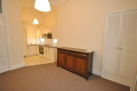 2 bedroom flat to rent - Terregles Avenue, Pollokshields, Glasgow, G41