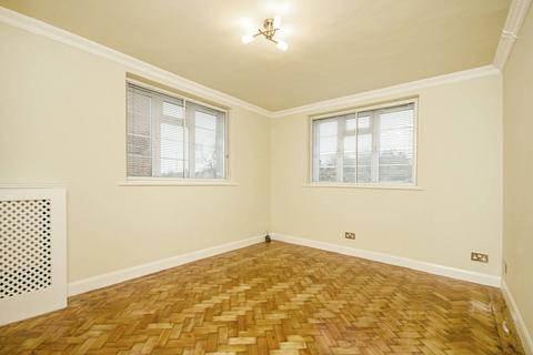 3 bedroom flat to rent, Beaufort Park, Hampstead Garden Suburb, London, NW11