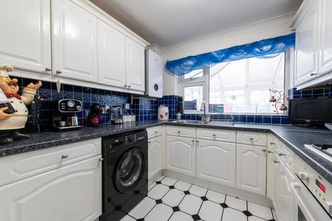 69 Alexandra Road, Gravesend, DA12 2QG