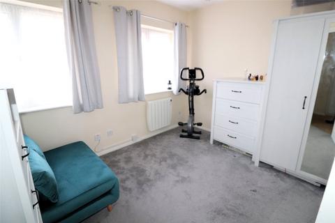 30 Columbus Square, Erith, DA8 2PN
