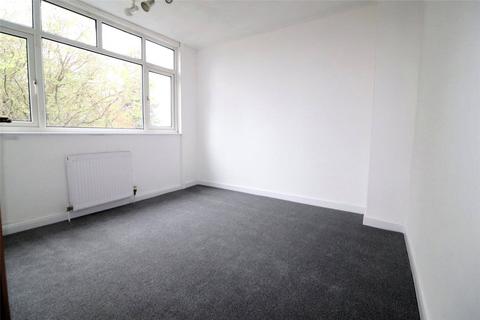 20 Coniston Close, Erith, DA8 3BD