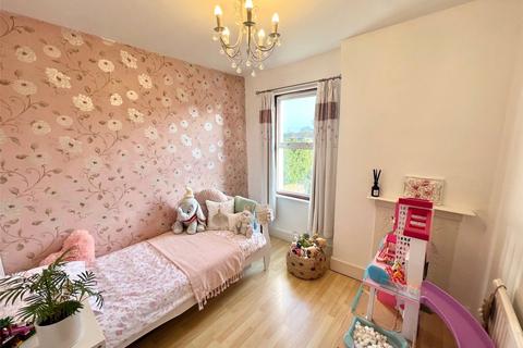 6 Victoria Drive, Great Wakering, Southend-on-sea, SS3 0AT