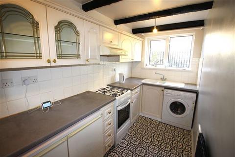 2 bedroom flat to rent - Hoveringham Court, Swallownest, Sheffield, S26 4PA